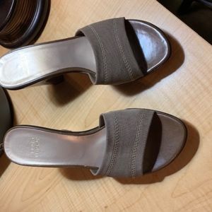 Stuart Weitzman shoe